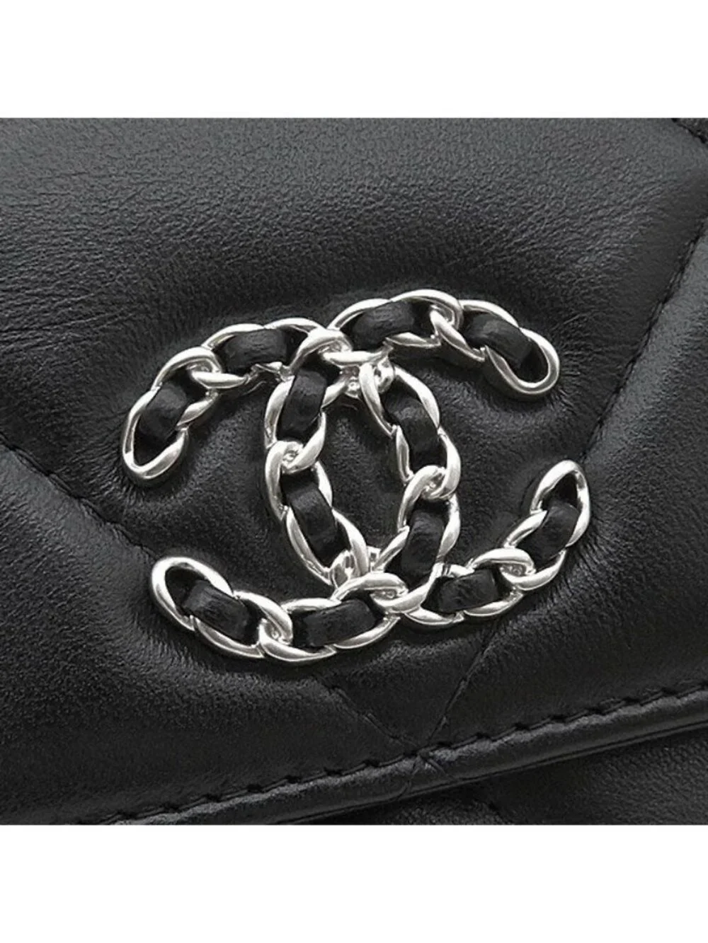 Chanel Chain Wallet Chanel 19 Clutch Lambskin Black Silver